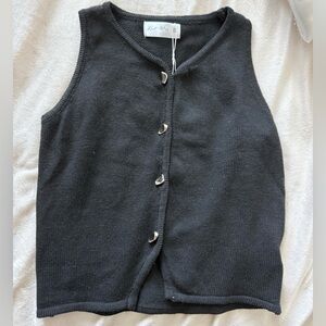 Black Sleeveless Button-Up Top